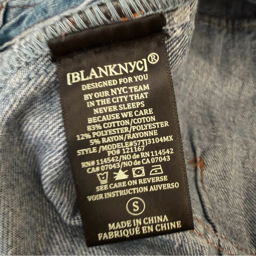 BlankNYC Frayed Demin Jumpsuit - Picture 5 of 5